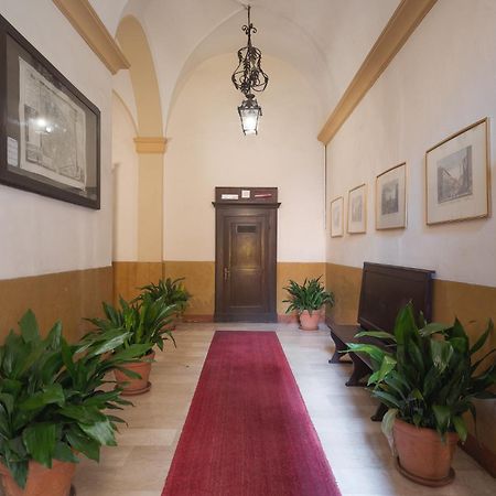 Lussuoso Appartamento Nel Cuore Del Centro Storico Bolonya Dış mekan fotoğraf